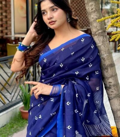 Elegant Chanderi Silk Saree with Blouse Piece